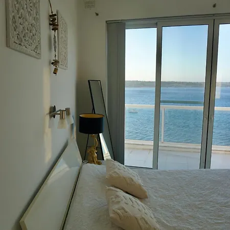 Very Place By The Sea Appartement Is-Sellum